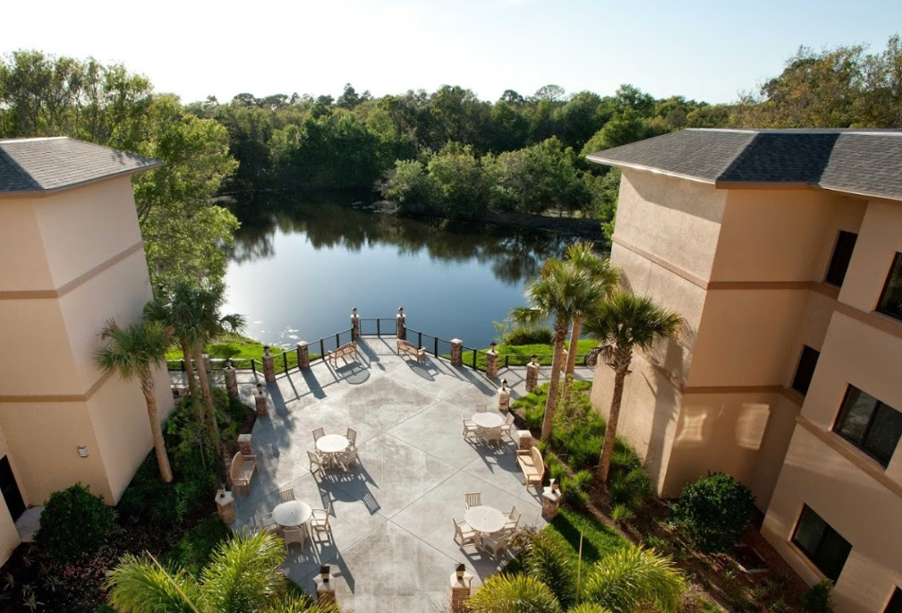 the preserve at dunedin courtyard