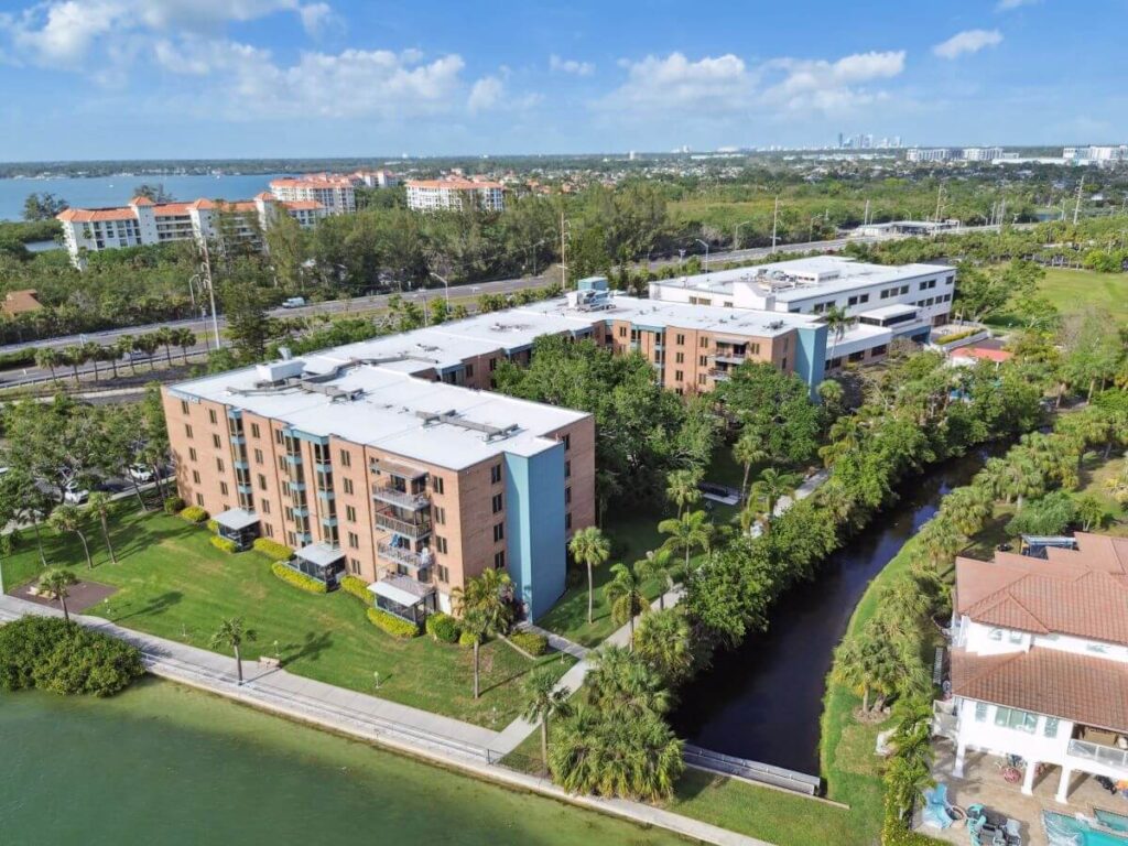 Addington Place at College Harbor Exterior