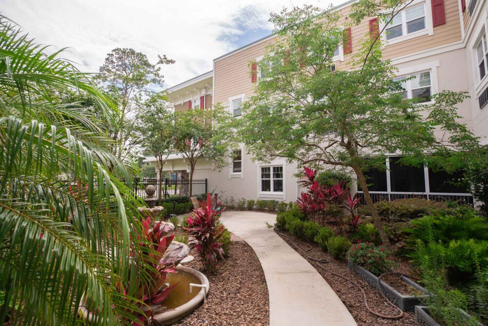 Beach House Senior Living Exterior